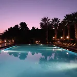 Üdülőközpont Denizati Village 4*