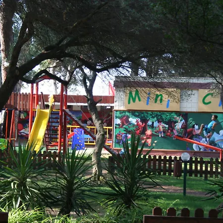 Denizatı Village Resort 4*