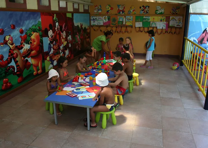 אתר נופש Denizati Village גומולדור