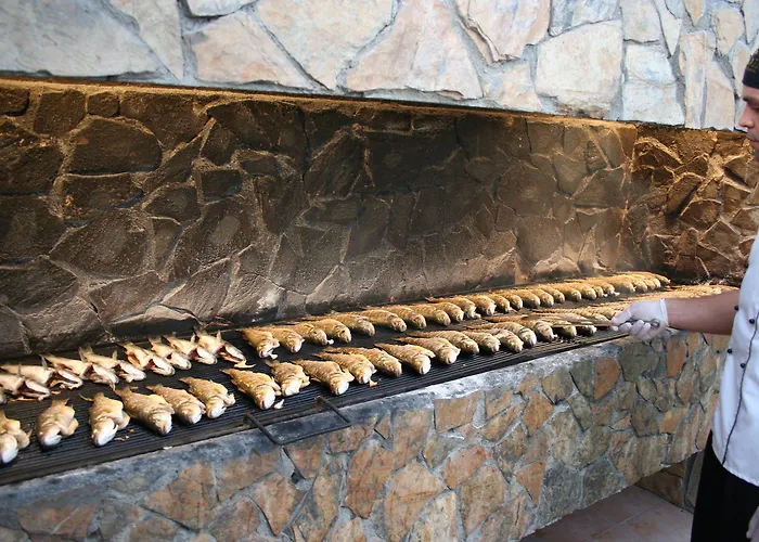 אתר נופש Denizati Village גומולדור