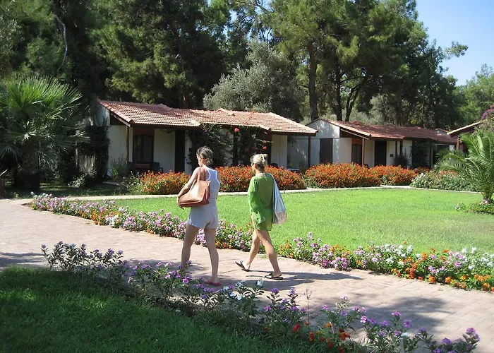 אתר נופש Denizati Village 4*